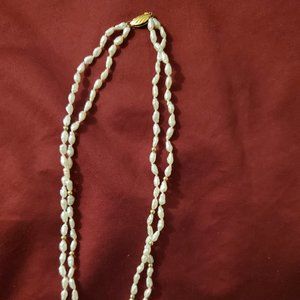 Fresh water pearls necklace